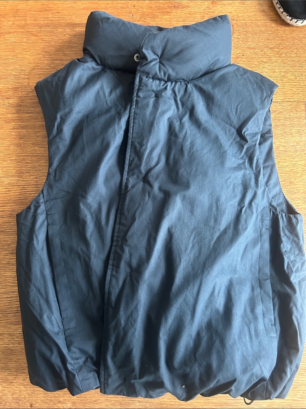 Uniqlo black Puffer Vest with High Collar small unisex